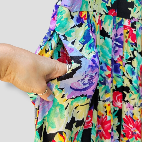 RARE VINTAGE 90s R.J. STEVENS Floral Peekaboo Back Floral Culotte Jumpsu… - Picture 6 of 16